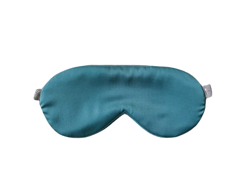 Picture of blue satin face mask for sleeping, best beauty products on amazon, makeup under 30, best amazon beauty products under 20, best sephora products under 20, ulta beauty, best cheap sephora products, best skin care products under $20, best face moisturizer under $20, beauty on a budget tips, affordable skin care, best drugstore makeup 2020, beauty on a budget